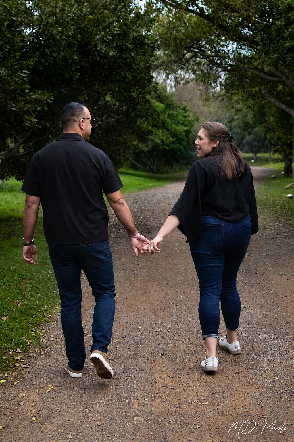 Couple walking in Dusk